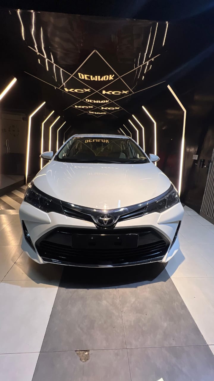 Luxury Car Model Z